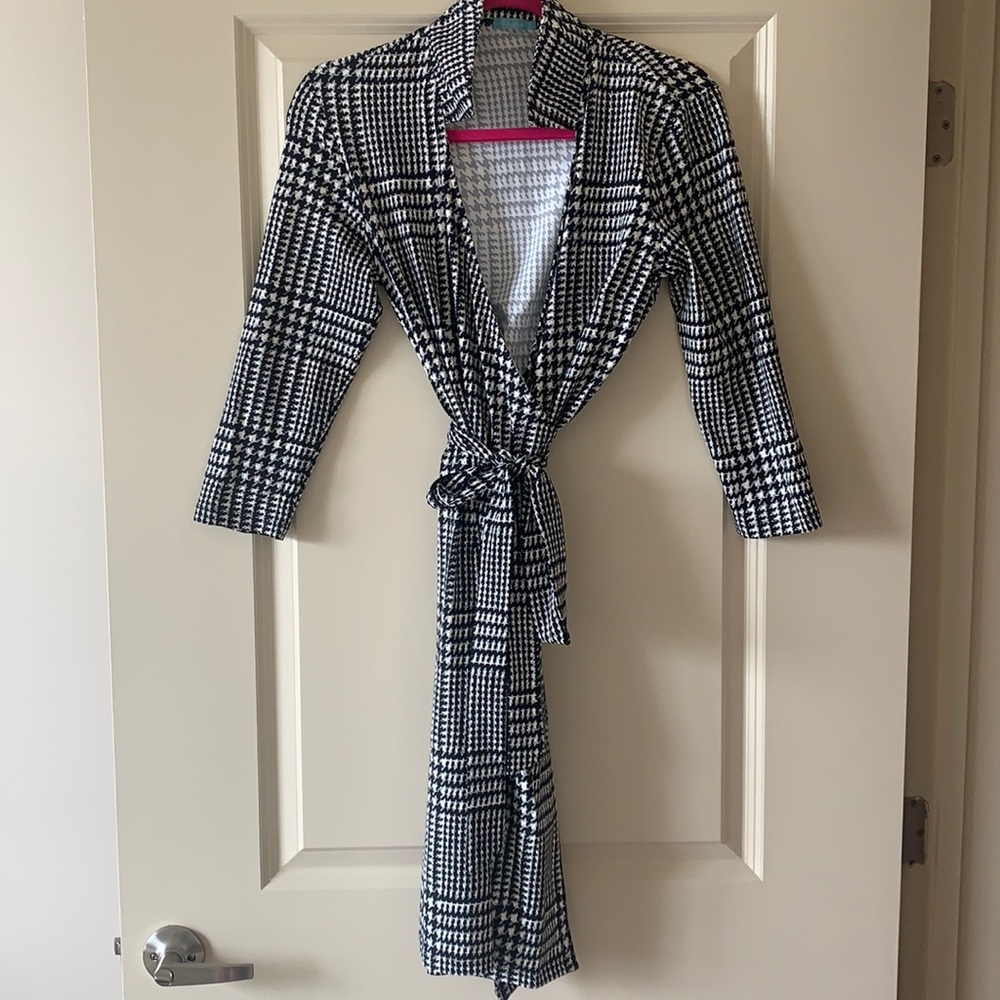 JMcLaughlin Black and White Houndstooth Wrap Dress